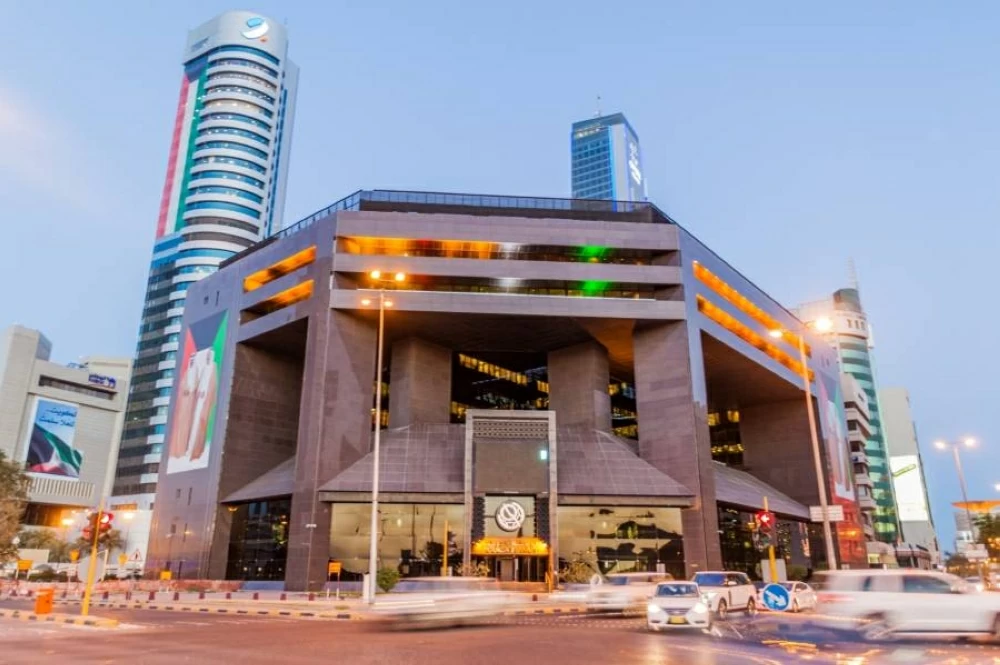 زيادة مؤشرات سوق الكويت المالي بفضل دعم من “كويتية” و”التجارية”