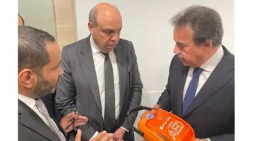 زيارة تفقدية لقطاع الطوارئ بمطار القاهرة وأجهزة إنعاش القلب