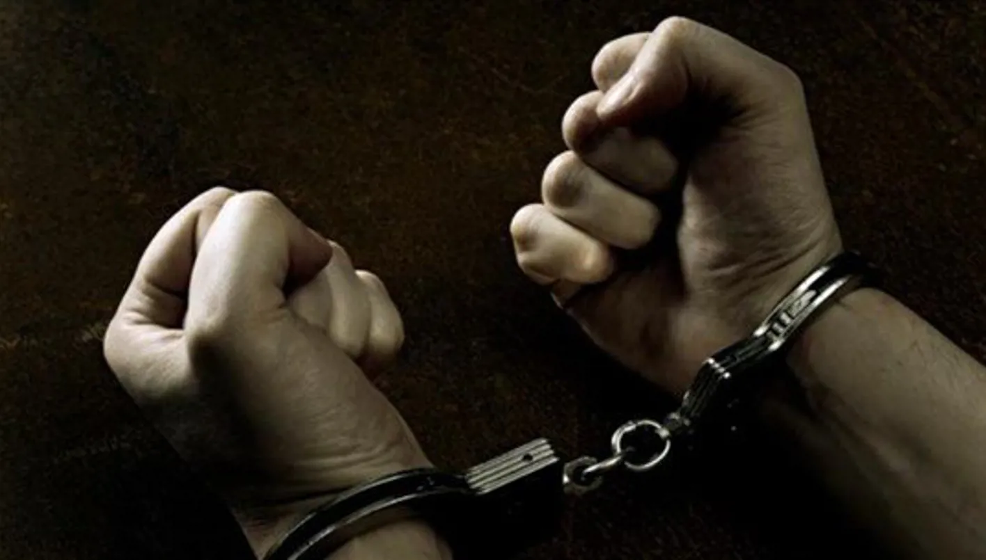 سالفيه وكوكايين وسرقات… القبض على مطلوبين من قبل قوات الأمن بتهم متنوعة سالفيه وكوكايين وسرقات… القبض على مطلوبين من قبل قوات الأمن بتهم متنوعة