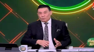 سبب توقف صوت مدحت شلبي خلال تعليقه على مباراة الهلال ومانشستر سيتي