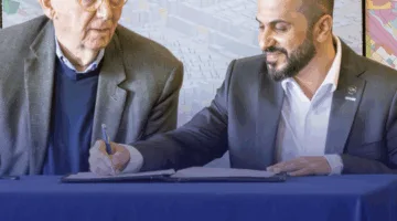 «سبيس 42» تتعاون مع «مايكروسوفت» و«إزري» لتوقيع اتفاقية حول «خريطة إفريقيا»