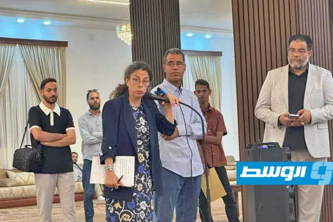 ستيفاني خوري تصل إلى بني وليد وتعقد اجتماعاً مع المجلس البلدي