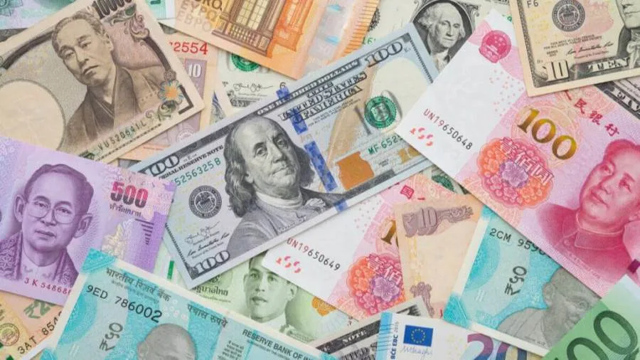 سعر الجنيه الاسترليني في بداية تعاملات الاثنين 28-7-2025