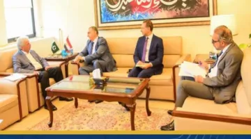 سفير مصر في إسلام آباد يناقش مع وزير باكستاني سبل التعاون في مجالات الزراعة والري
