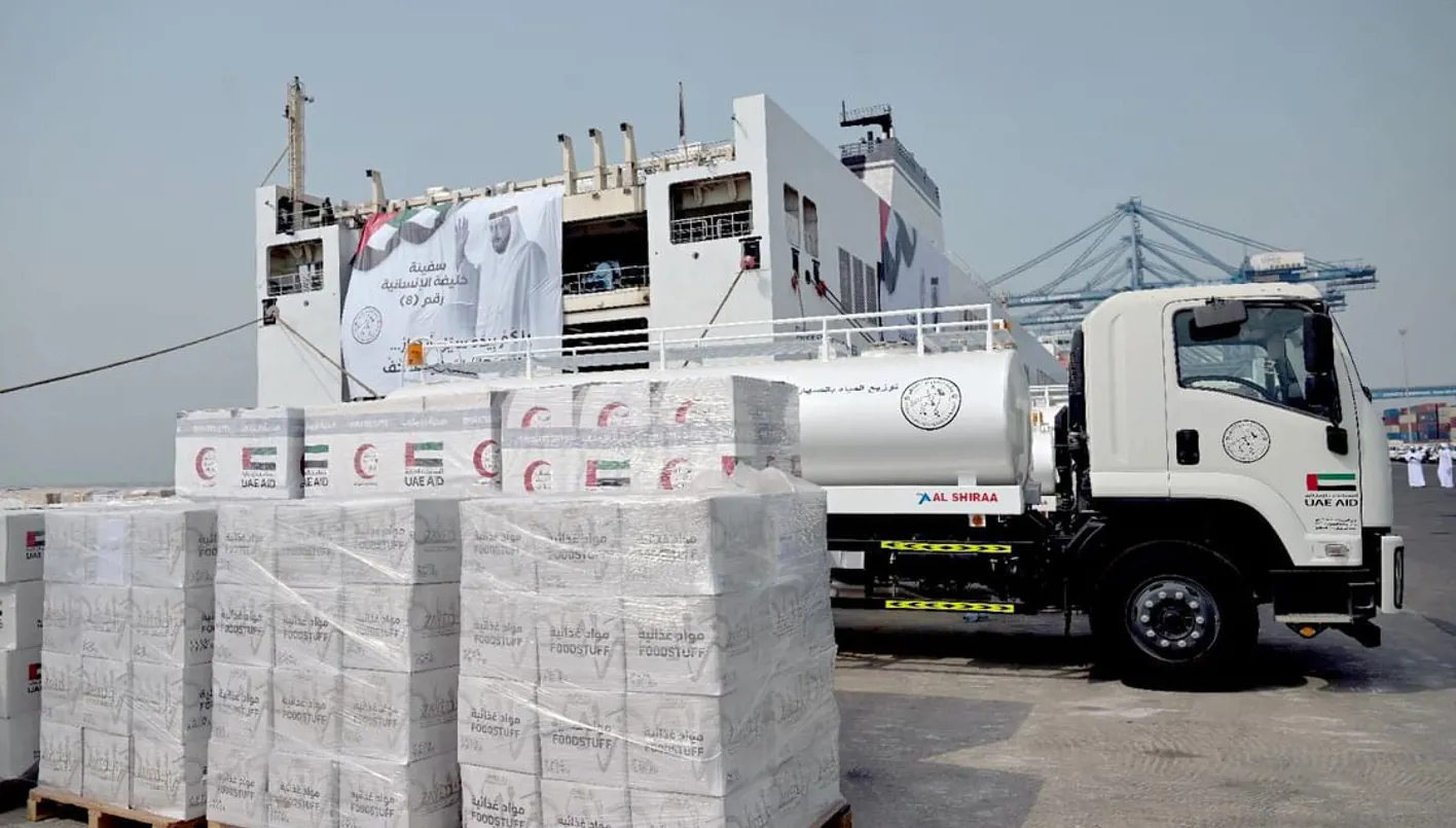 سفينة ‘خليفة الإنسانية’ تشرع في رحلتها من الإمارات محملة بالمساعدات العاجلة إلى غزة سفينة ‘خليفة الإنسانية’ تشرع في رحلتها من الإمارات محملة بالمساعدات العاجلة إلى غزة