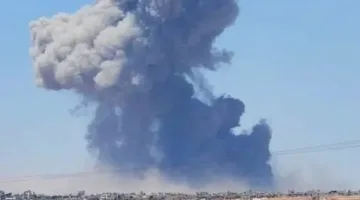 سقوط 6 قتلى و70 جريحًا جراء انفجار في ريف إدلب بسوريا (فيديو)