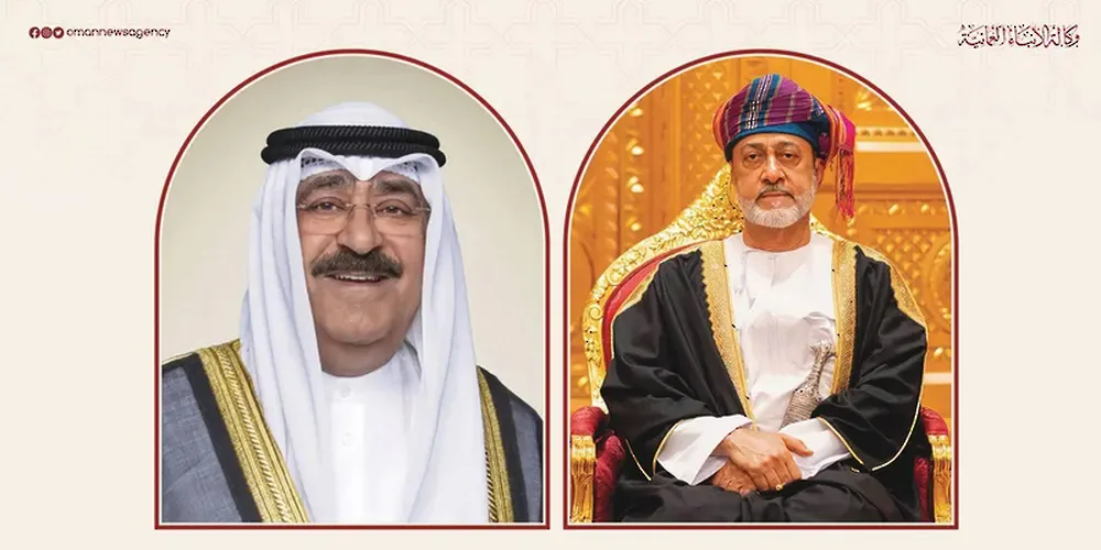 سلطان البلاد يعزي أمير دولة الكويت