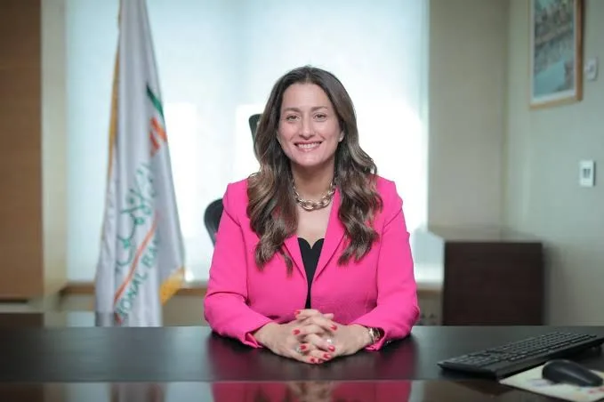 سهى التركي: يتمتع البنك الأهلي المصري بسمعة دولية رفيعة تتيح له إدارة وتمويل الصفقات الكبيرة. سهى التركي: يتمتع البنك الأهلي المصري بسمعة دولية رفيعة تتيح له إدارة وتمويل الصفقات الكبيرة.