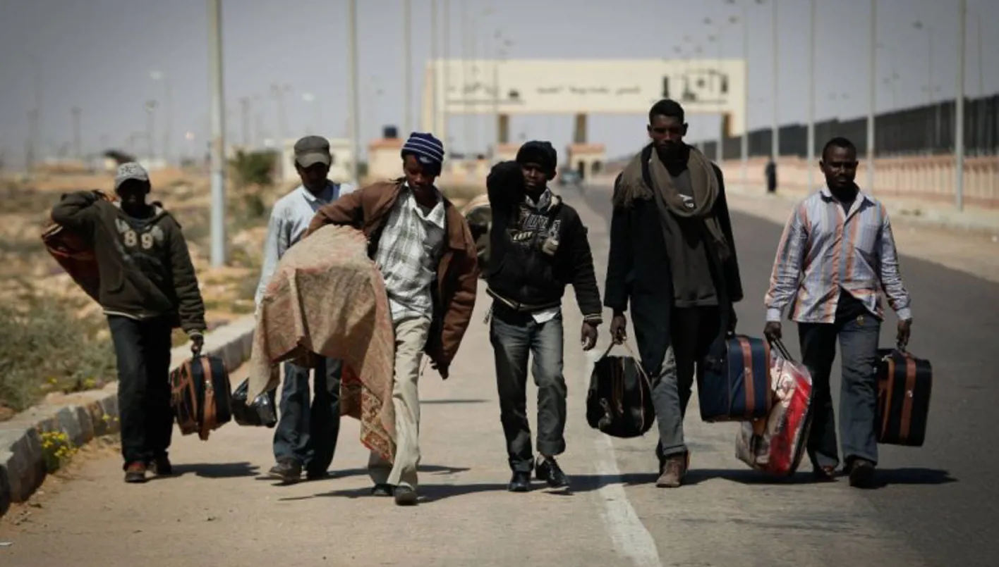 سودانيون في مصر يعودون إلى وطنهم بعد استعادة الجيش السيطرة على الخرطوم سودانيون في مصر يعودون إلى وطنهم بعد استعادة الجيش السيطرة على الخرطوم