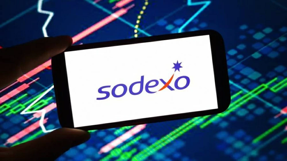 «سودكسو» الفرنسية تتوقع زيادة متواضعة في العائدات وهوامش الربح بحلول 2025.