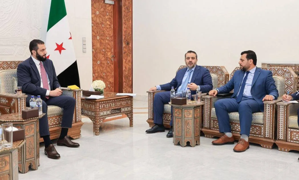 سوريا تحدد تاريخ الانتخابات البرلمانية.. والشرع يأمر باستبعاد “مروجي الانقسام” سوريا تحدد تاريخ الانتخابات البرلمانية.. والشرع يأمر باستبعاد “مروجي الانقسام”