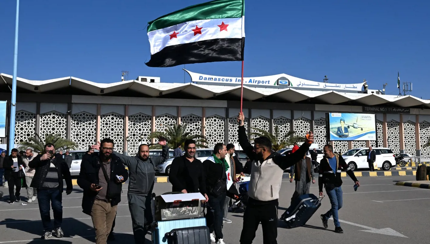 سوريا تعتزم إنشاء مطار جديد في دمشق يستوعب 30 مليون مسافر. سوريا تعتزم إنشاء مطار جديد في دمشق يستوعب 30 مليون مسافر.