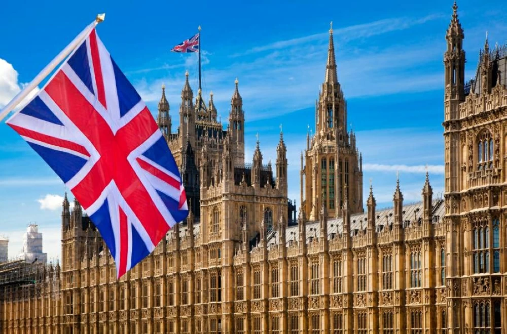 سيتي فايبر البريطانية تؤمن تمويلًا بقيمة 3 مليارات دولار لتطوير شبكة الألياف البصرية. سيتي فايبر البريطانية تؤمن تمويلًا بقيمة 3 مليارات دولار لتطوير شبكة الألياف البصرية.