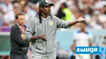 سيسيه يؤكد استمراره في تدريب منتخب ليبيا ويكشف عن وجوده في ميلانو.