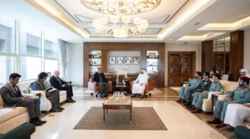 سيف بن زايد ونظيره من باكستان يستعرضان الروابط الثنائية