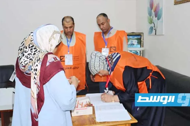 شاهد في «وسط الخبر».. الاقتراع المعلّق: هل كانت الانتخابات البلدية محكوم عليها بالفشل قبل انطلاقها؟ شاهد في «وسط الخبر».. الاقتراع المعلّق: هل كانت الانتخابات البلدية محكوم عليها بالفشل قبل انطلاقها؟