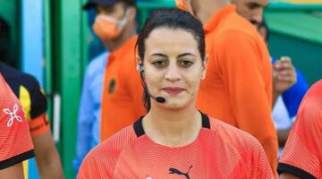 شاهندا المغربي officiating the Senegal vs. Congo match in the Africa Cup of Nations.