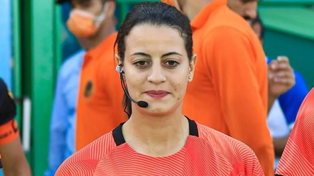 شاهندا المغربي تُعين حكمًا لمباراة غانا وجنوب إفريقيا في بطولة كأس الأمم للسيدات شاهندا المغربي تُعين حكمًا لمباراة غانا وجنوب إفريقيا في بطولة كأس الأمم للسيدات