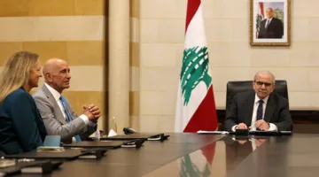 شبكة من الروابط الأميركية والفرنسية والسعودية تكشف عن تراجع حاد في الثقة بالسلطات اللبنانية