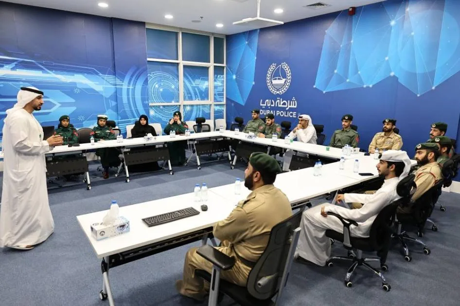 شرطة دبي تعزز قدرة موظفيها على التعامل مع ذوي الاحتياجات الخاصة شرطة دبي تعزز قدرة موظفيها على التعامل مع ذوي الاحتياجات الخاصة