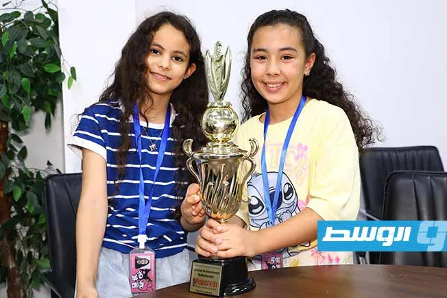شقيقتان ليبيتان تفوزان بالميدالية الذهبية في مجال الذكاء الاصطناعي على مستوى عالمي