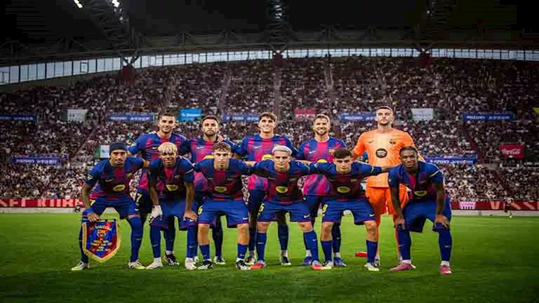 شكوى من لاعبي برشلونة بشأن الزي الجديد.. ما التفاصيل؟