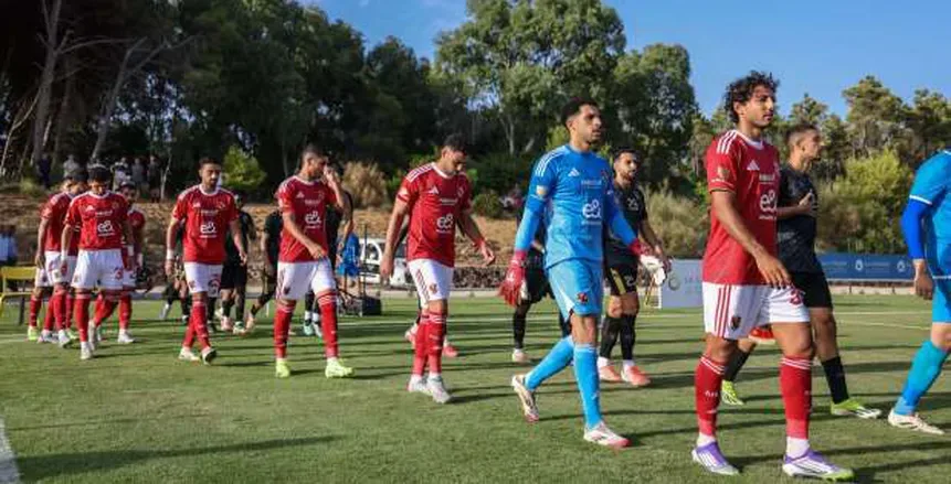 شوبير يكشف عن 3 مفاجآت مقلقة في الأهلي.. من بينهم لاعب يقترب من الانتقال للزمالك شوبير يكشف عن 3 مفاجآت مقلقة في الأهلي.. من بينهم لاعب يقترب من الانتقال للزمالك