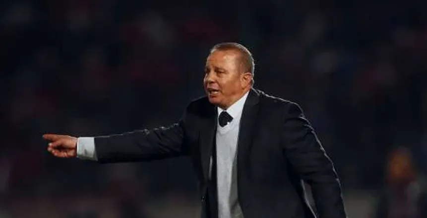 شوقي غريب يفقد بطولة الدوري السوداني بعد هزيمة المريخ بأربعة أهداف أمام الهلال شوقي غريب يفقد بطولة الدوري السوداني بعد هزيمة المريخ بأربعة أهداف أمام الهلال