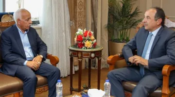 شيمي: خلق بيئة عمل عادلة وآمنة تعزز الإنتاج وتحمي حقوق العمال