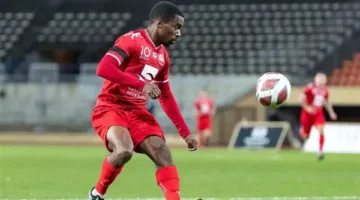 صحفي سعودي: تيدي أوكو لم يبرم عقداً ملزماً مع الزمالك والحزم يبدي اهتمامه بأحمد عبد القادر.