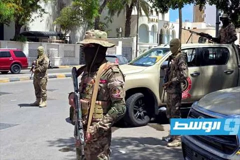 صحيفة “الوسط”: ارتفاع القلق بشأن تدهور الأوضاع الأمنية في العاصمة صحيفة “الوسط”: ارتفاع القلق بشأن تدهور الأوضاع الأمنية في العاصمة