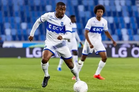 صفقة الصيف.. الفرنسي تيدي أوكو يتجاوز الفحص الطبي في الزمالك صفقة الصيف.. الفرنسي تيدي أوكو يتجاوز الفحص الطبي في الزمالك