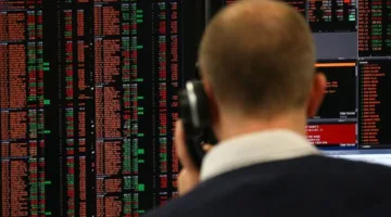 صناديق الأسهم العالمية تشهد أعلى تدفقات أسبوعية في ثمانية أشهر