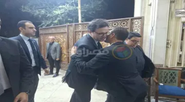 صور: حضور نجوم الفن في مراسم عزاء شقيق المخرج خالد جلال