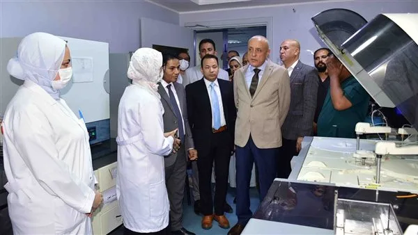 صور.. محافظ الأقصر يقوم بجولة للاطلاع على سير العمل الطبي في مستشفى حميات الأقصر صور.. محافظ الأقصر يقوم بجولة للاطلاع على سير العمل الطبي في مستشفى حميات الأقصر