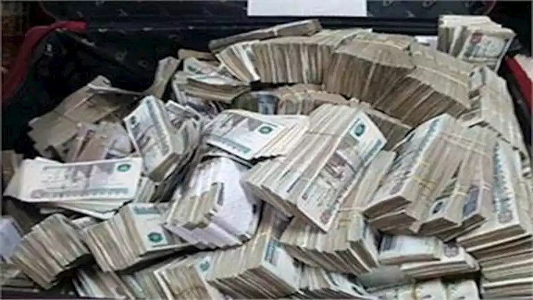 صورة جديدة لمواجهة تجار العملة.. وزارة الداخلية تضبط 5 ملايين جنيه في يوم واحد