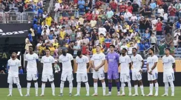 ضربة جزاء «لاغية» تُسبب جدلاً واسعًا ونقدًا شديدًا في مواجهة الهلال وفلومينينسي