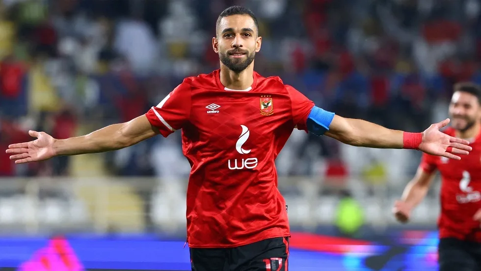 طارق مصطفى يسعى لتسجيل عمرو السولية في البنك الأهلي (حصري)