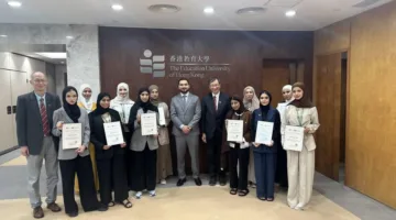 طالبات جامعة الإمارات يقدمن أفكارهن المبتكرة في التعليم