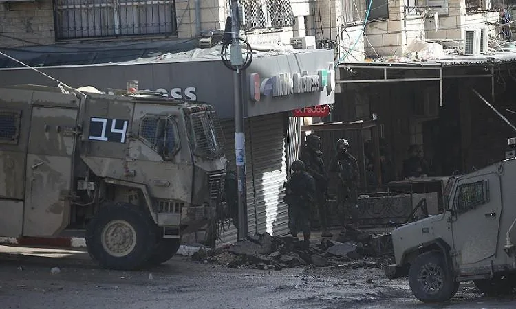 طفل فلسطيني يتعرض للإصابة بنيران الاحتلال الإسرائيلي جنوبي جنين