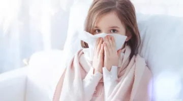 ظنت أنها مصابة بزكام: امرأة تكتشف إصابتها بسرطان الأمعاء الخطير