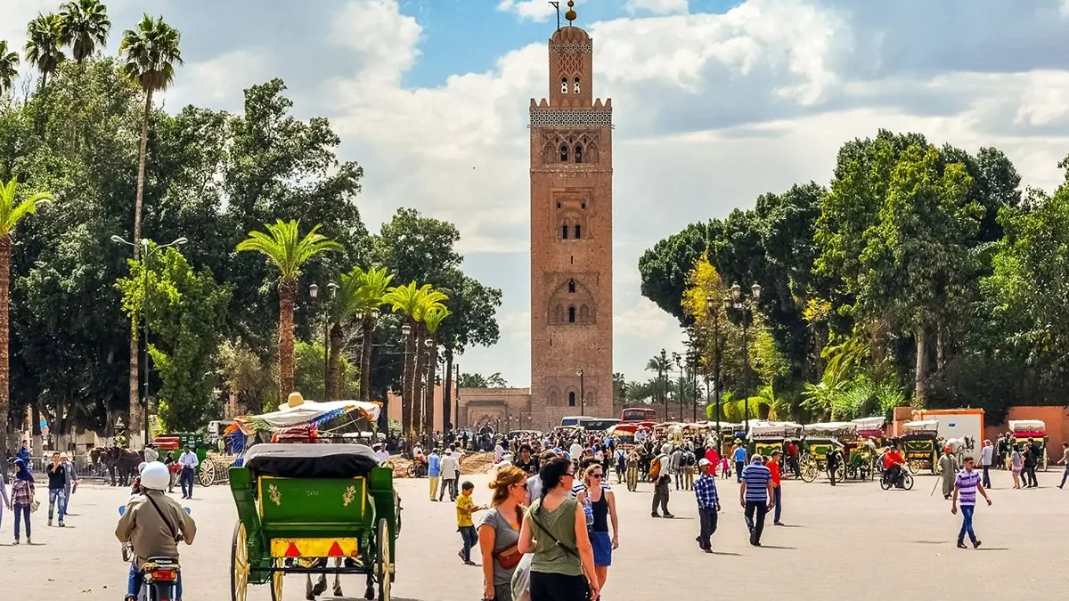 عائدات السياحة تتخطى 54 مليار درهم في النصف الأول من عام 2025 عائدات السياحة تتخطى 54 مليار درهم في النصف الأول من عام 2025