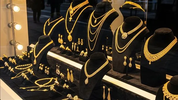 عاجل.. أسعار الذهب في السعودية تشهد استقراراً نسبياً.. وعيار 24 يصل إلى 404.75 ريال عاجل.. أسعار الذهب في السعودية تشهد استقراراً نسبياً.. وعيار 24 يصل إلى 404.75 ريال