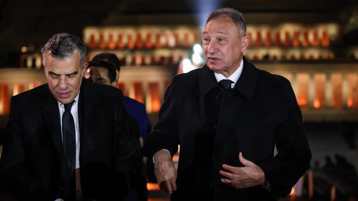عاجل: الخطيب يغادر بعثة الأهلي في تونس لمباشرة علاج في باريس عاجل: الخطيب يغادر بعثة الأهلي في تونس لمباشرة علاج في باريس