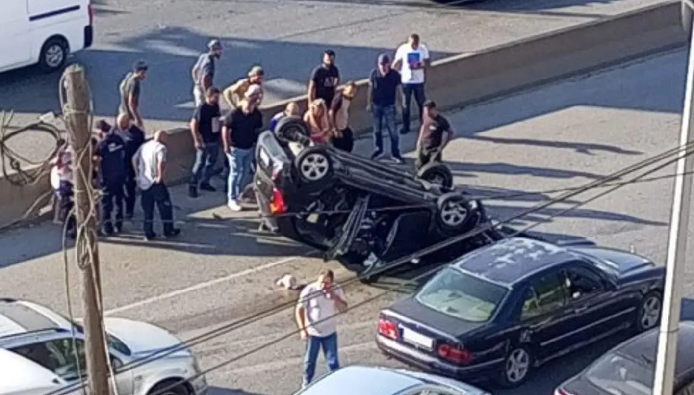 عاجل – حوادث مرورية في شمال لبنان: وفاة شخص في كفرعبيدا وإصابة 3 آخرين على أوتوستراد القلمون (صور) عاجل – حوادث مرورية في شمال لبنان: وفاة شخص في كفرعبيدا وإصابة 3 آخرين على أوتوستراد القلمون (صور)