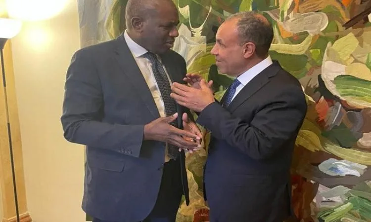 عبد العاطي يشدد على أهمية تعزيز التعاون مع بريطانيا في مجالات متنوعة عبد العاطي يشدد على أهمية تعزيز التعاون مع بريطانيا في مجالات متنوعة