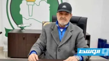 عبد الواحد أبوزقية يعبر عن إعجابه بتكريم الأهلي طرابلس لفريق سلة الأهلي بنغازي.
