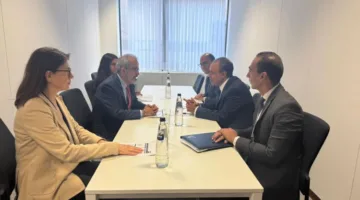 عبدالعاطي يناقش مع نظيره البرتغالي التعاون الثنائي والقضايا الإقليمية الرئيسية