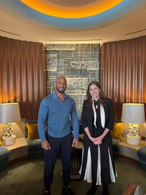 عبدالله آل حامد يستكشف فرص التعاون في مجالات الإعلام والتكنولوجيا في لندن عبدالله آل حامد يستكشف فرص التعاون في مجالات الإعلام والتكنولوجيا في لندن