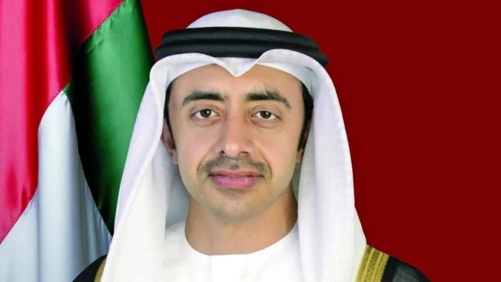 عبدالله بن زايد: الإمارات ستواصل تقديم المساعدات للفلسطينيين في غزة عبر اليابسة والجو والبحر عبدالله بن زايد: الإمارات ستواصل تقديم المساعدات للفلسطينيين في غزة عبر اليابسة والجو والبحر